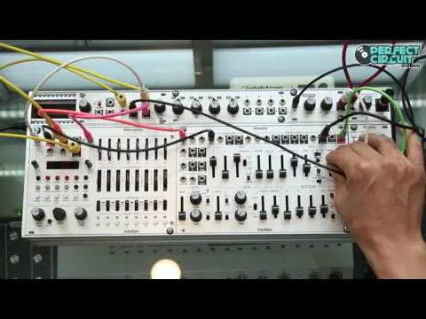 鍵盤楽器 Intellijel Metropolis hq720.jpg?sqp=-