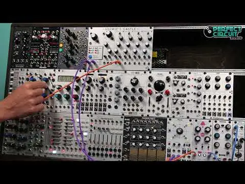 ALM Akemie's Castle Dual FM Oscillator