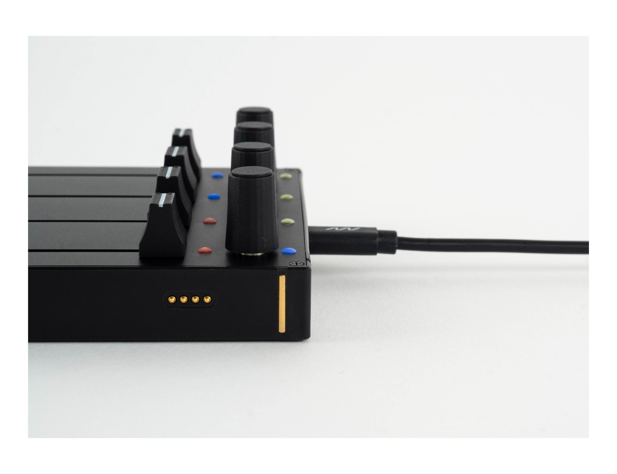 Intech Studio EF44