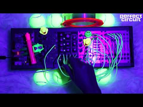 Qu-Bit Electronix Scanned Organic Wavetable VCO - Perfect Qu-Bit Electronix Scanned Organic Wavetable VCO - Perfect