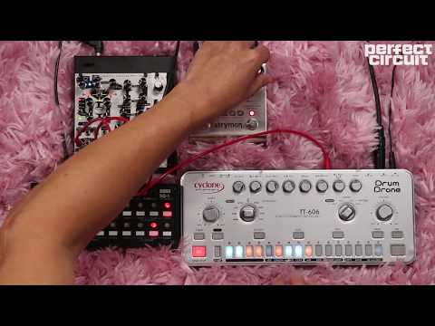 Pod32 Desktop Eurorack Case - 3U / 32HP (Powered) - Perfect Circuit