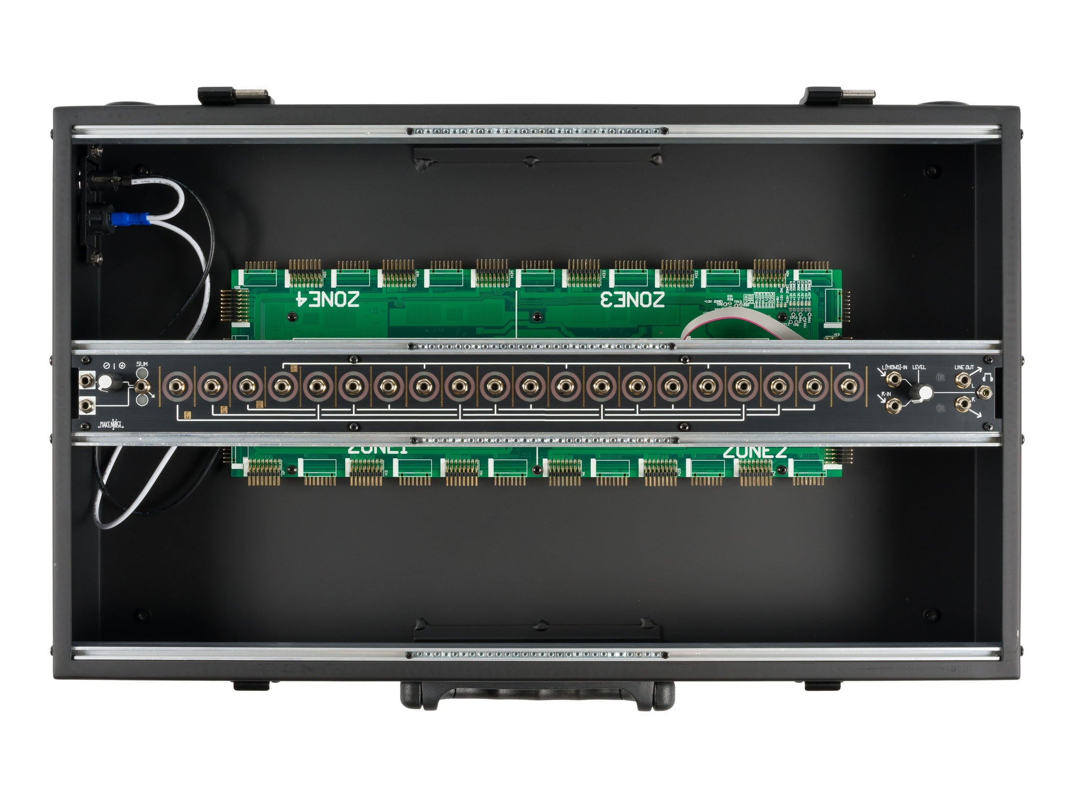 鍵盤楽器 make noise 7u steel cv bus case 7U Steel CV Bus Case