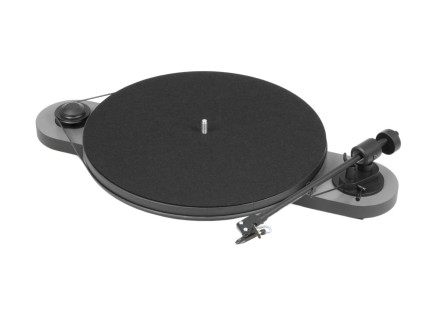 Pro-Ject Elemental Turntable (Silver + Black)