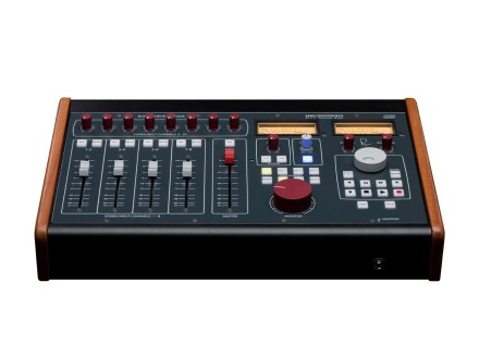 Rupert Neve ボブルヘッド Rupert Neve Designs 5060 Centerpiece 24x2 Mixer