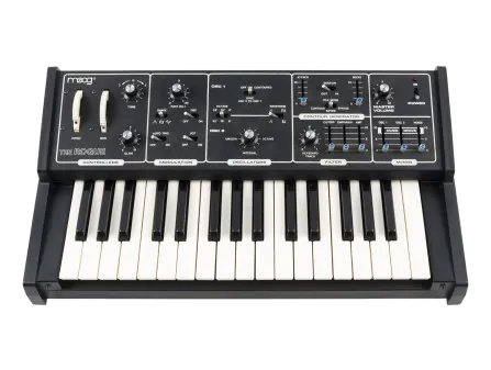 Moog Rogue Analog Keyboard Synthesizer [VINTAGE]