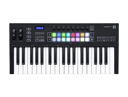 Novation_Launchkey-MK3-37_01.webp