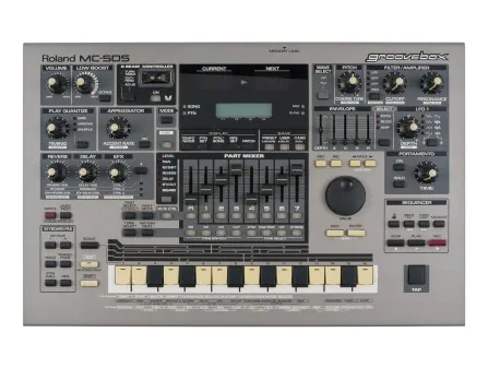 MC-505 Groovebox / Workstation