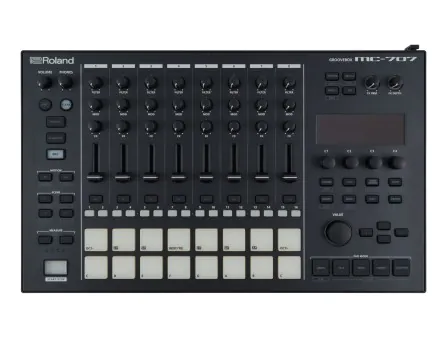 MC-707 Groovebox