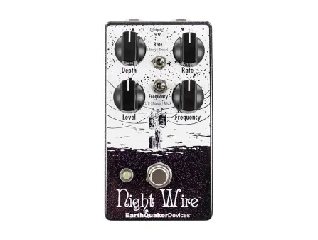 Night Wire V2 Harmonic Tremolo Pedal