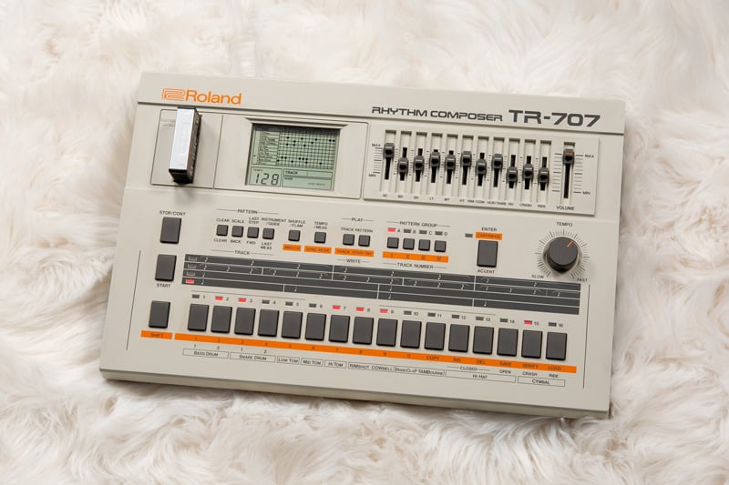 The Roland TR-707