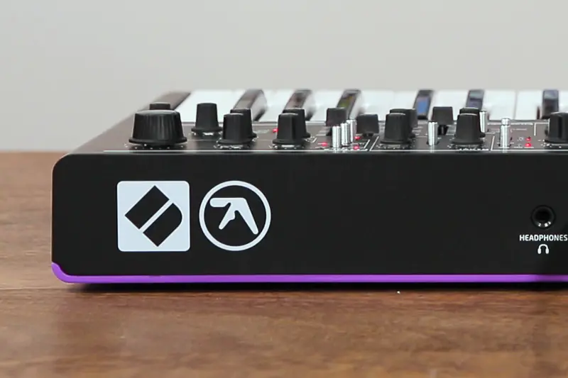Novation AFX Station