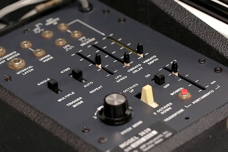 Close-up of the 3620's left-hand controls