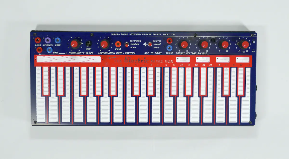 Buchla USA LEM218 v3 MIDI / CV Touch Keyboard Review
