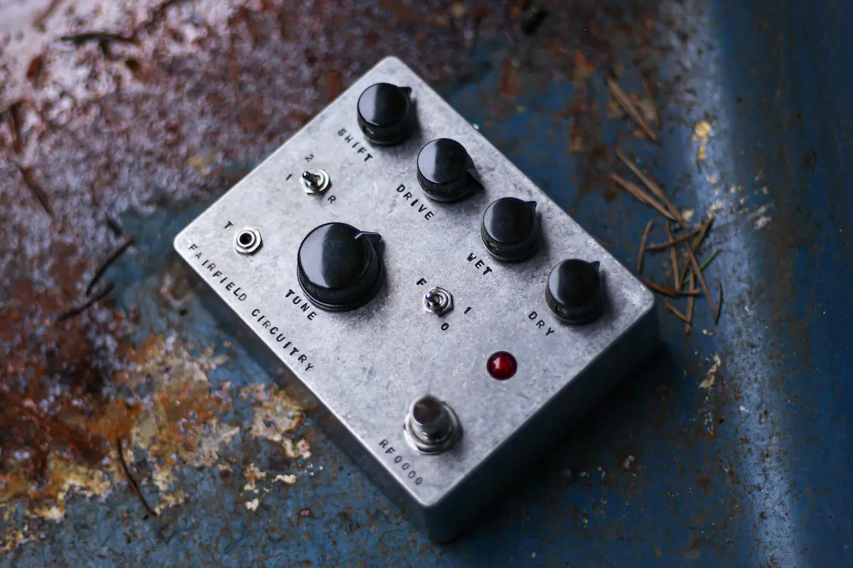 Fairfield Circuitry Roger That! Radio Distortion + Fuzz Pedal